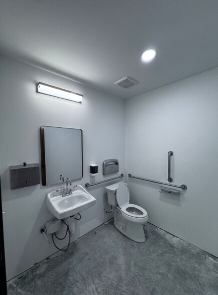 2251 88 hwy, Claremore, OK à louer - Photo du bâtiment - Image 2 de 9