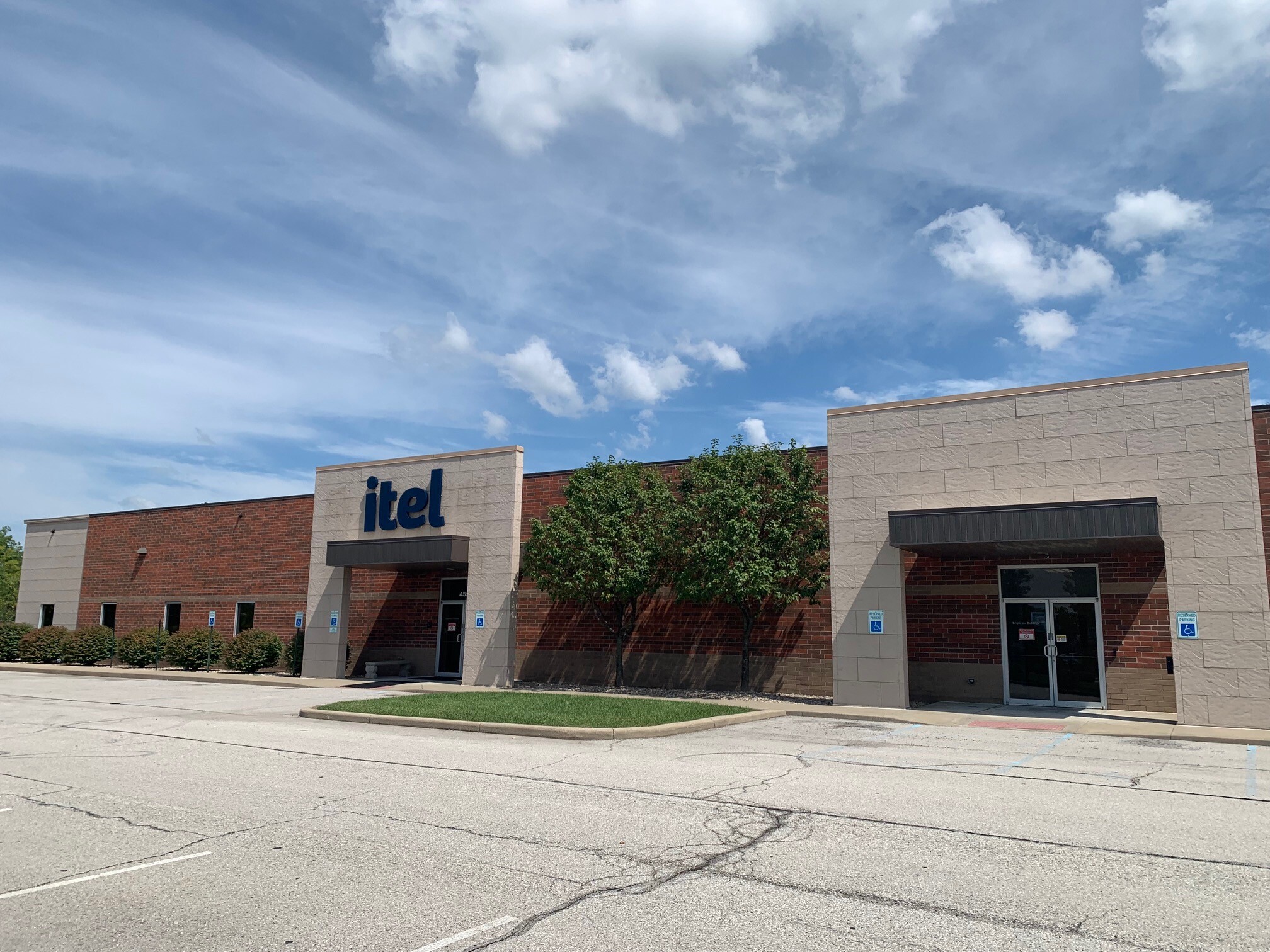 4550 Town Center Blvd, Jeffersonville, IN for sale Building Photo- Image 1 of 1