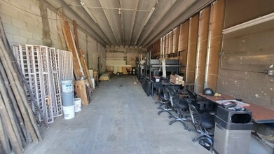 6900 Barbour Rd, Riviera Beach, FL for lease Interior Photo- Image 1 of 5