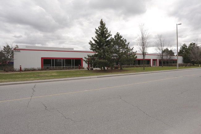 More details for 2355 St Laurent Blvd, Ottawa, ON - Flex for Lease