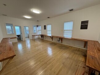 Plus de détails pour 217 Beach 116Th St, Rockaway Park, NY - Bureau à louer