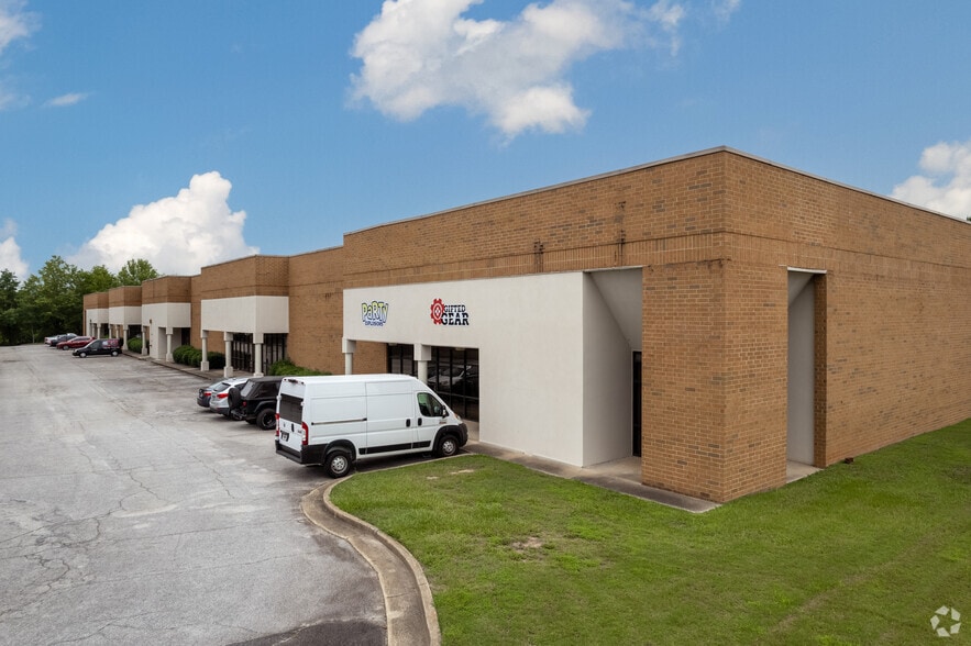 7110 Oak Ridge Pky, Austell, GA for lease - Building Photo - Image 2 of 6