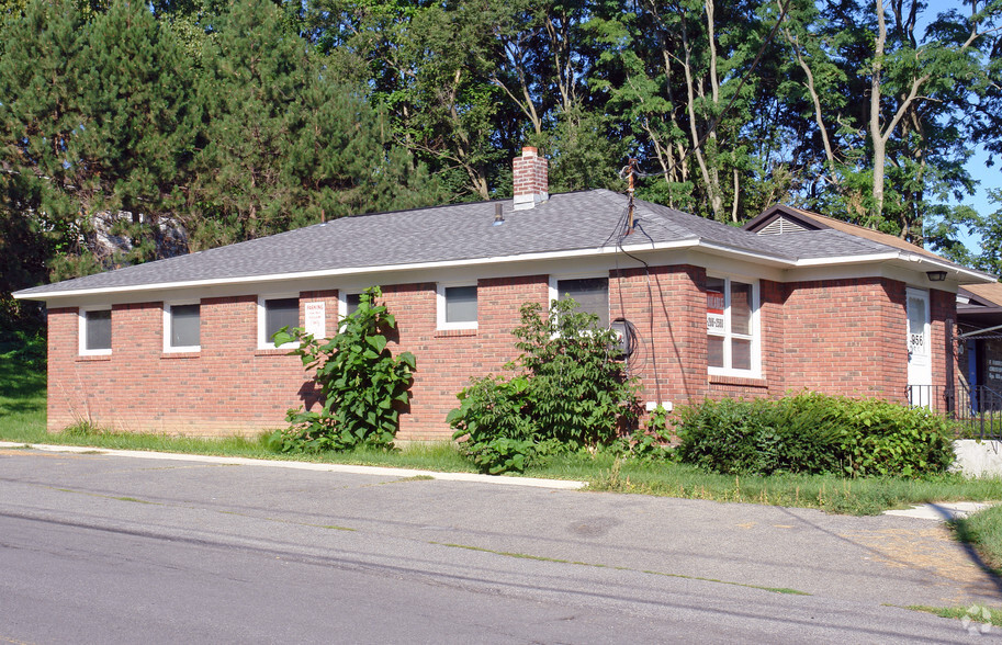 956 Western Ave, Albany, NY à vendre - Photo principale - Image 1 de 1