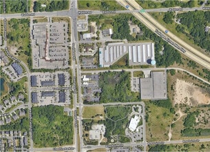 5600 Bow Pointe Dr, Village of Clarkston, MI - Aerial  map view - Image1