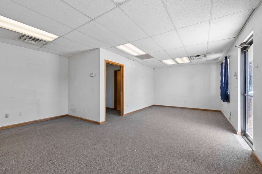 217 Racquette Dr, Fort Collins, CO for lease - Building Photo - Image 2 of 14