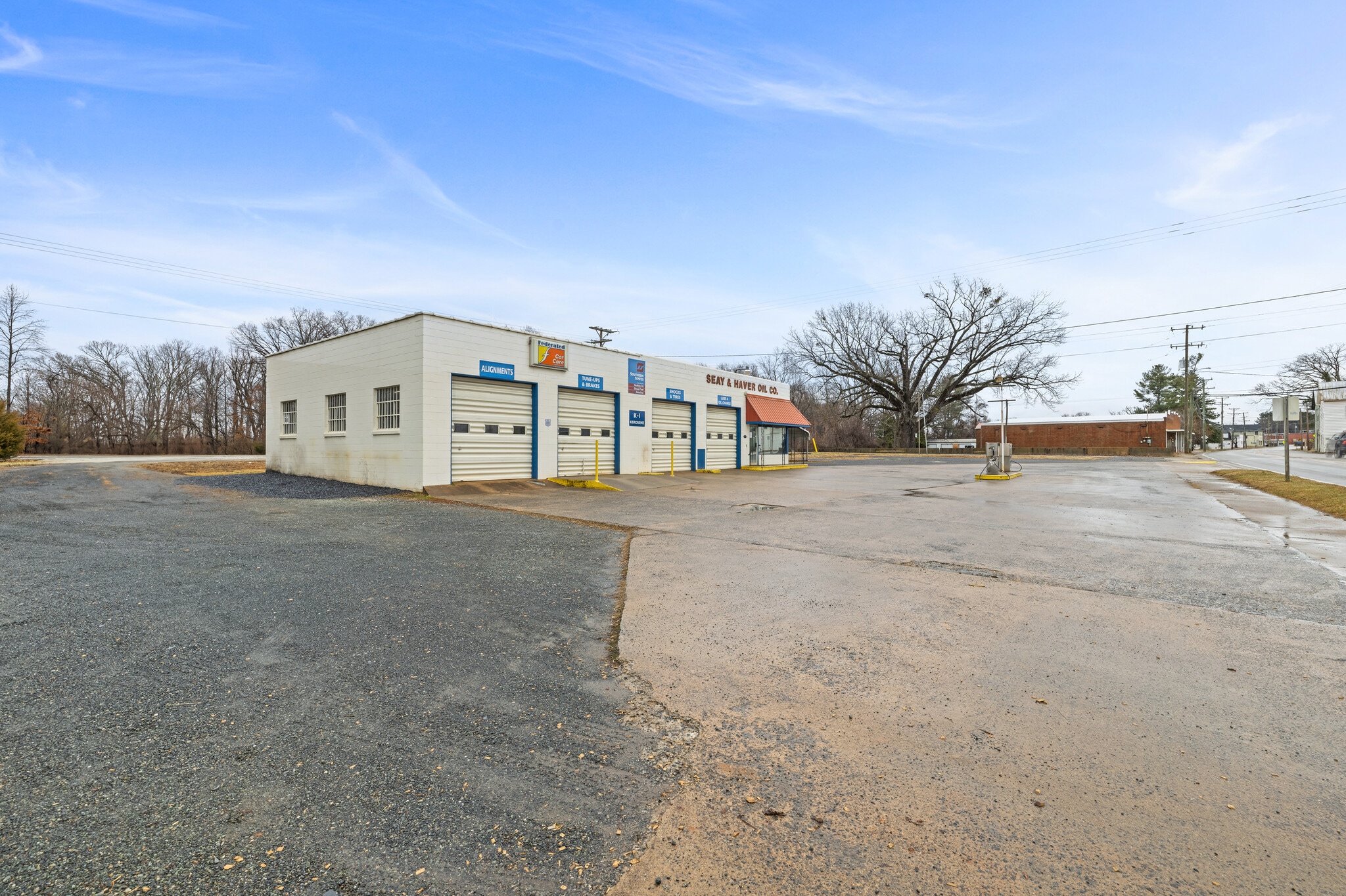 16855 Oak St, Dillwyn, VA for sale Primary Photo- Image 1 of 49