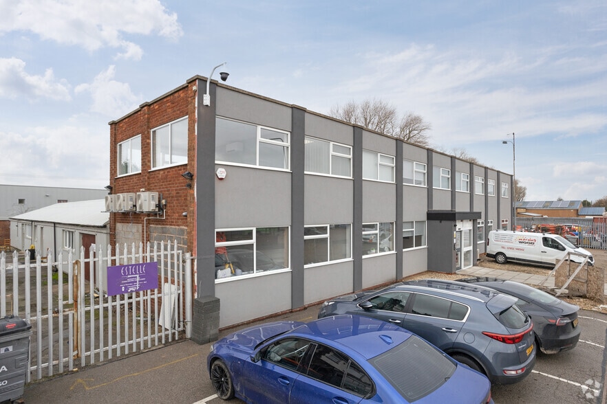 70 Wilton Rd, Grimsby for lease - Primary Photo - Image 1 of 24