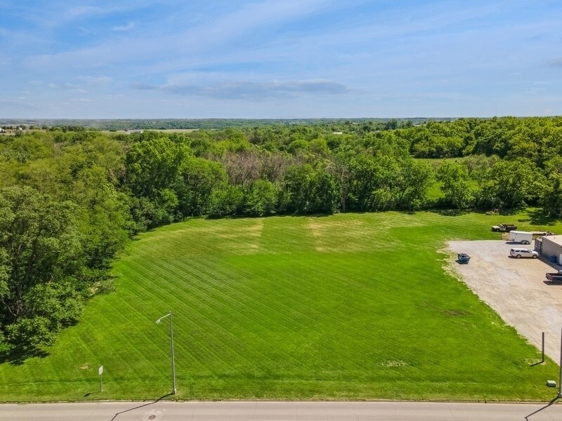 711 E 2nd Ave, Indianola, IA for sale Aerial- Image 1 of 6