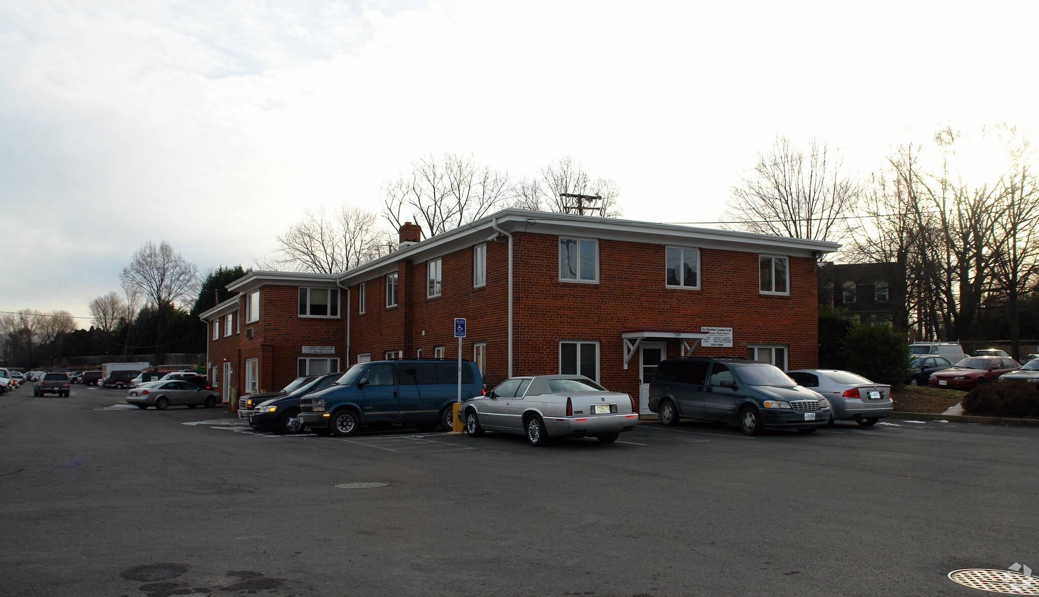 7307 Highland St, Springfield, VA for lease Building Photo- Image 1 of 27