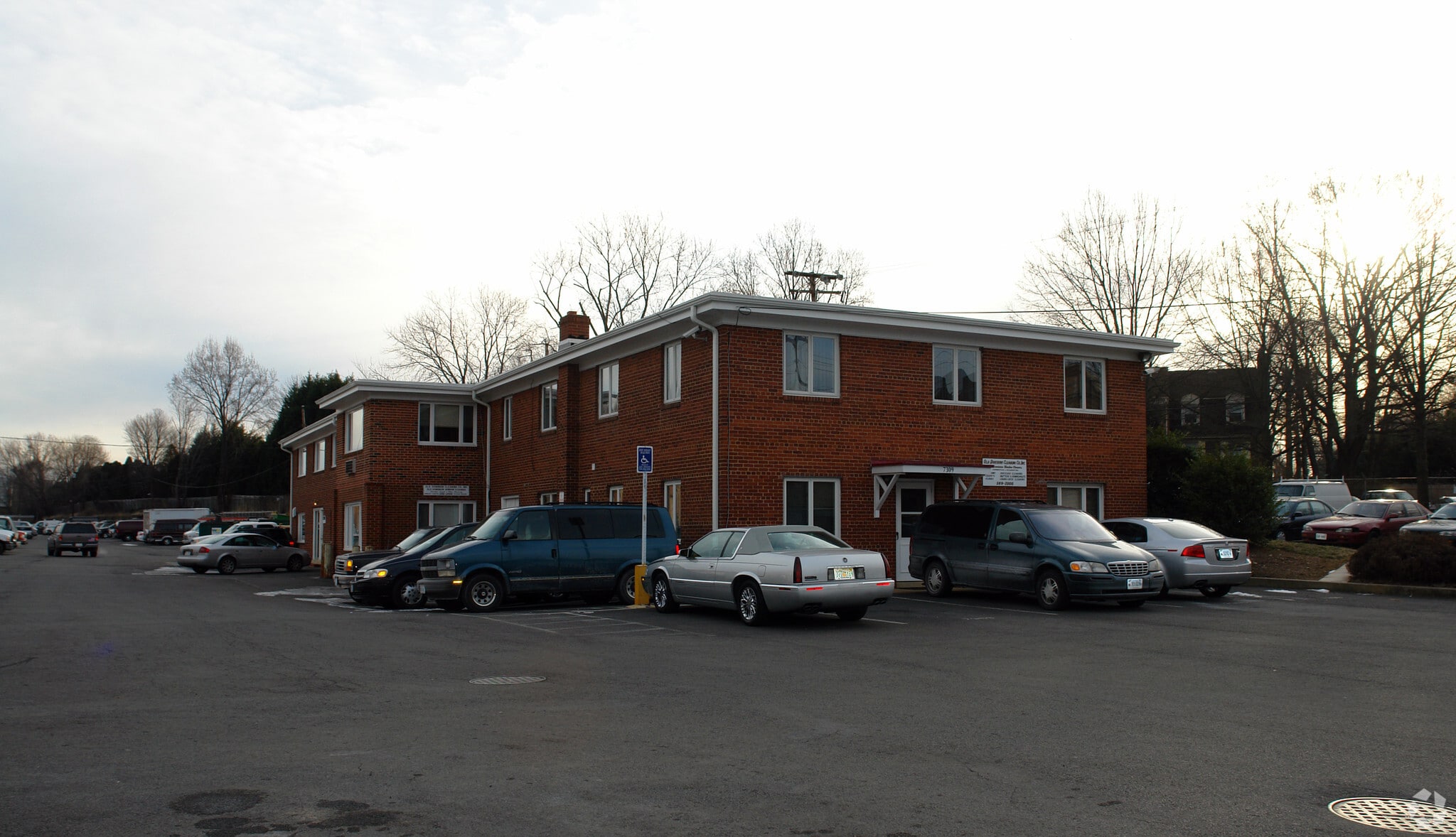 7309 Highland St, Springfield, VA for lease Building Photo- Image 1 of 27