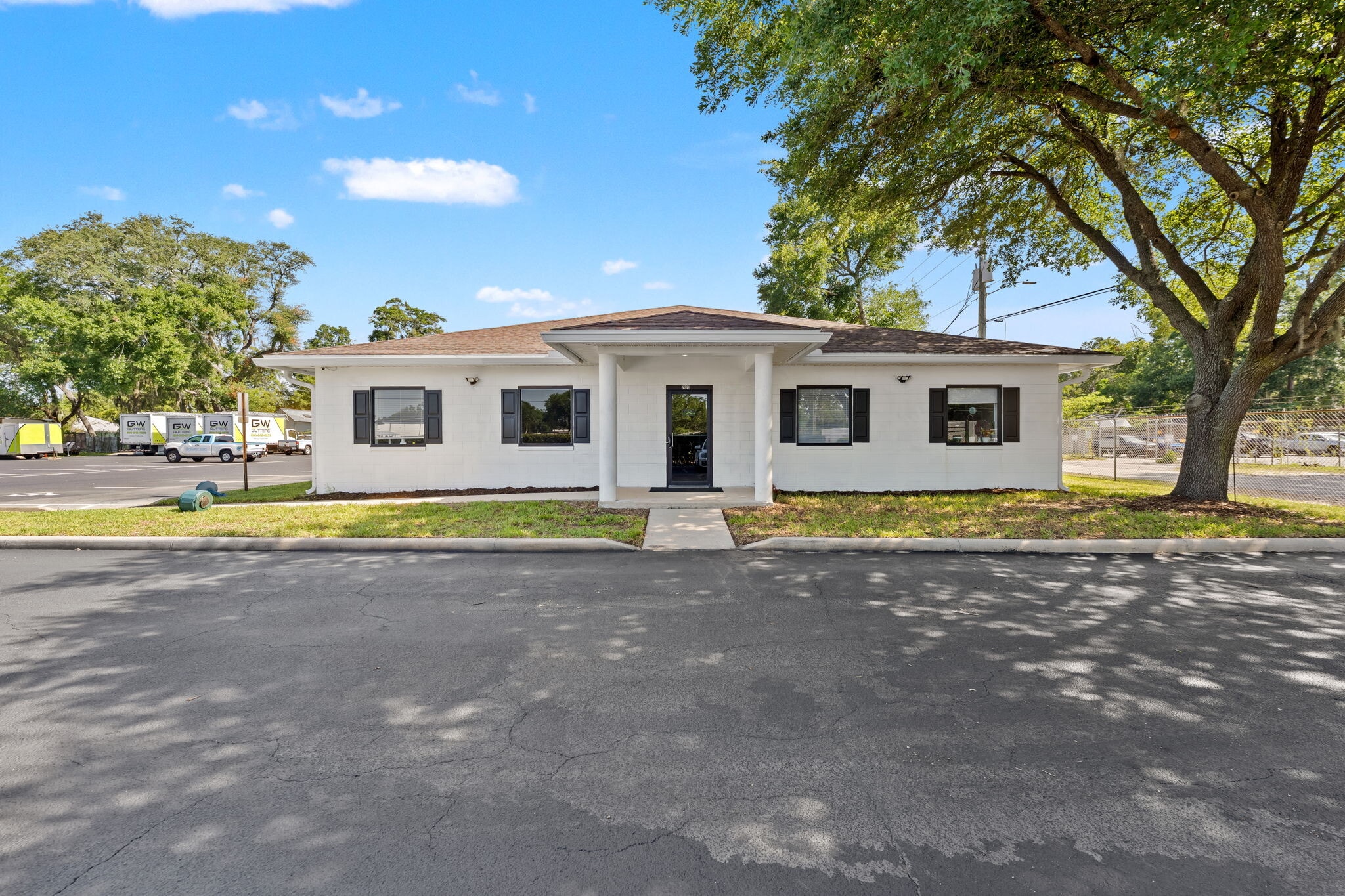 2820 Spring Glen Rd, Jacksonville, FL à vendre Photo du bâtiment- Image 1 de 49