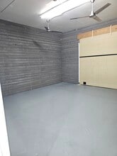 2212-2216 N Dixie Hwy, Wilton Manors, FL for lease Interior Photo- Image 1 of 11