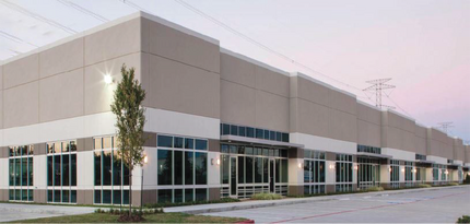 Beltway 8 @ JFK Blvd, Houston, TX à louer Photo du bâtiment- Image 1 de 5