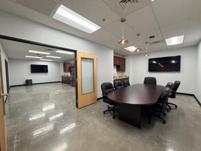 1567 Vista View Dr, Longmont, CO for sale Interior Photo- Image 1 of 4