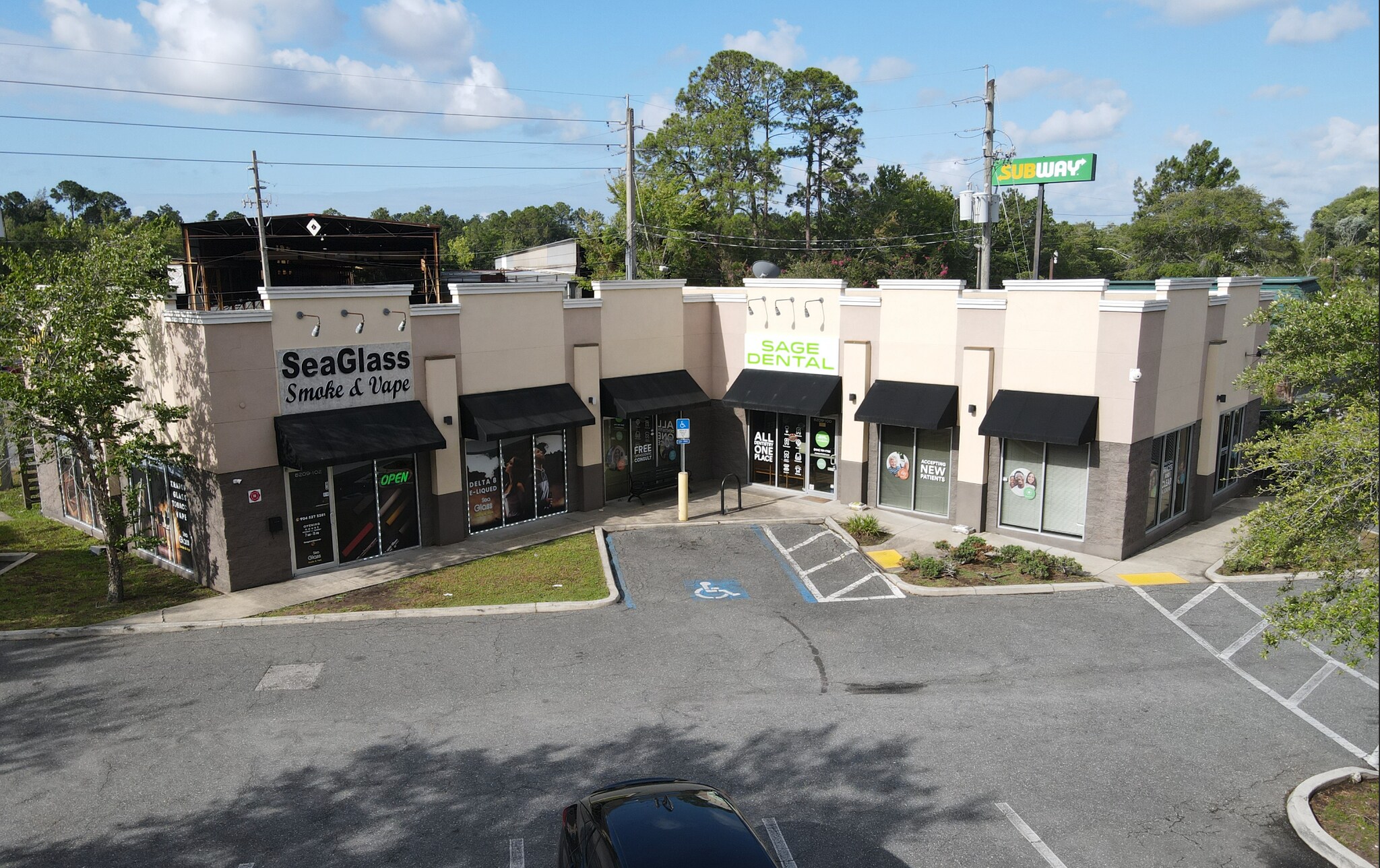 8209 W Beaver St, Jacksonville, FL à vendre Photo du bâtiment- Image 1 de 9