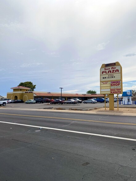 9635 W Peoria Ave, Peoria, AZ à louer - Photo du bâtiment - Image 2 de 22