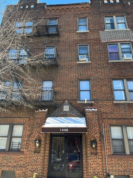 1446-1448 W 8th St, Brooklyn, NY for sale - Building Photo - Image 3 of 11