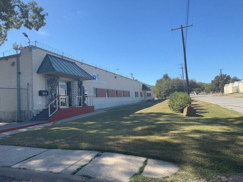 2808 McGowan St, Dallas, TX à vendre - Photo du bâtiment - Image 2 de 18
