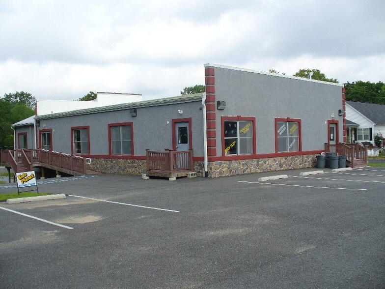 410 Guest Ave, Swedesboro, NJ à vendre - Photo du bâtiment - Image 3 de 40