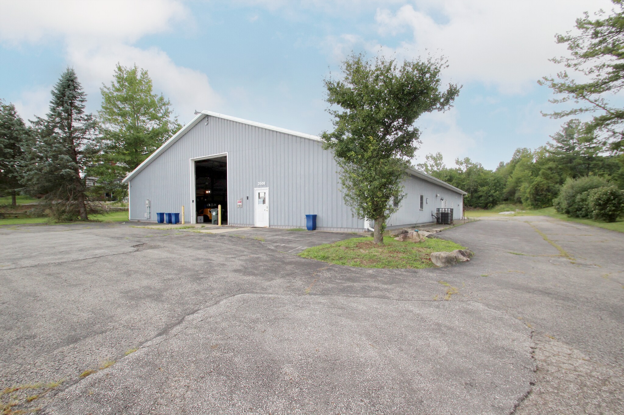 3508 Brecksville Rd, Richfield, OH à vendre Photo du bâtiment- Image 1 de 13