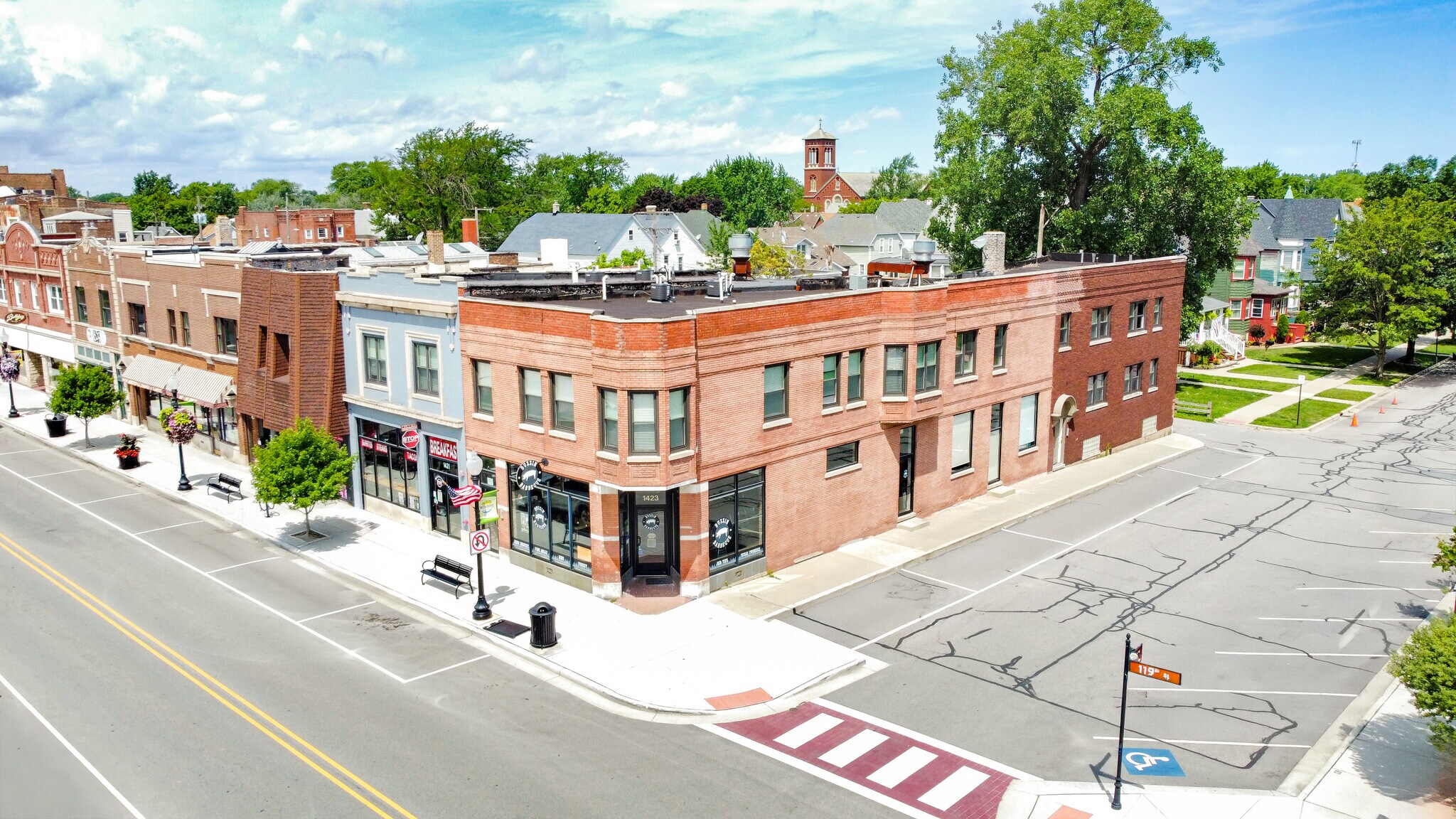 1423 119th St, Whiting, IN à vendre Photo principale- Image 1 de 6