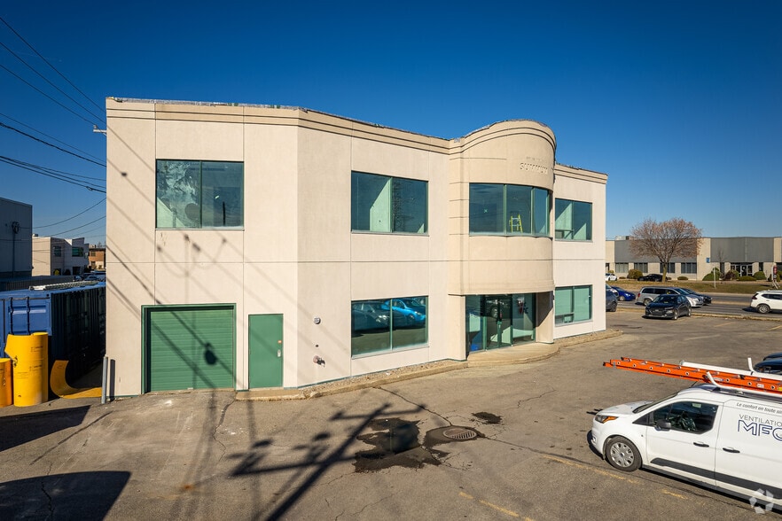 4000 Boul Le Corbusier, Laval, QC for sale - Building Photo - Image 2 of 4