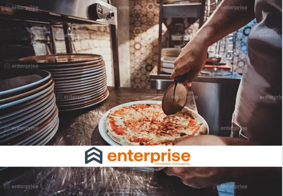 Retail in Lambersart for lease Interior Photo- Image 1 of 2