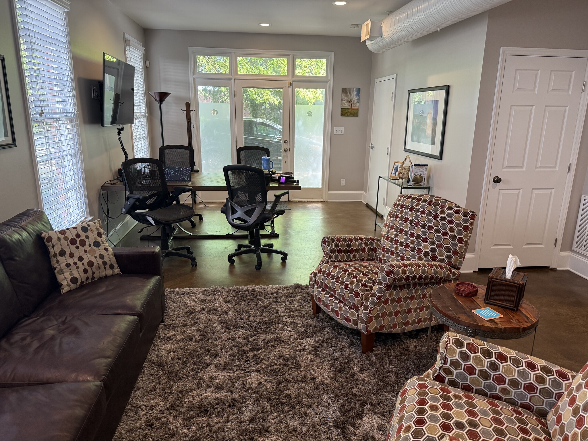 215-217 E Lewis St, Greensboro, NC for lease Interior Photo- Image 1 of 6
