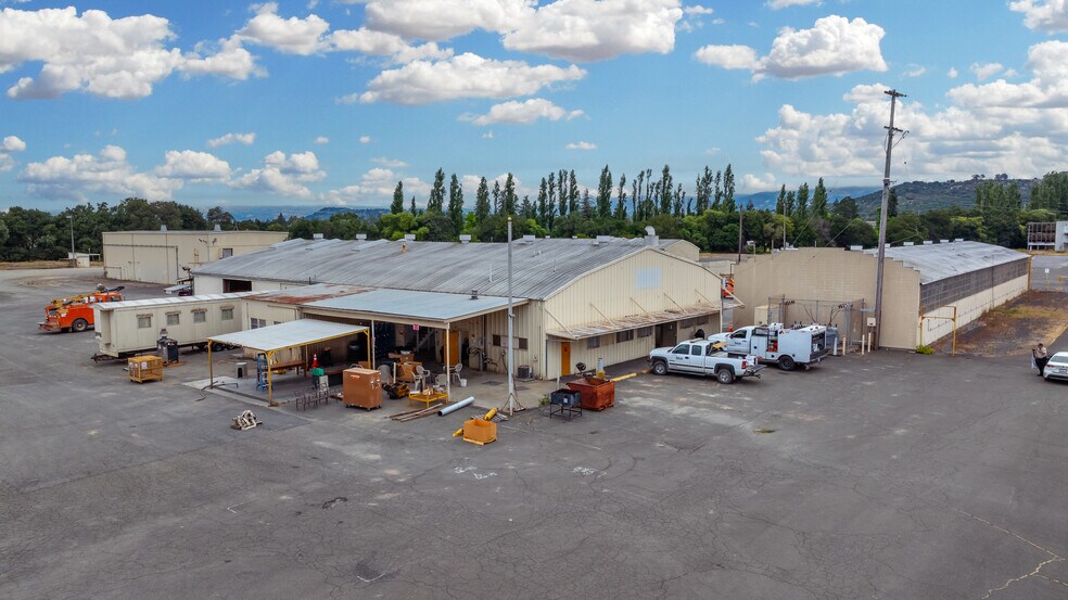 2301 Napa Vallejo Hwy, Napa, CA à vendre - Photo du bâtiment - Image 2 de 11