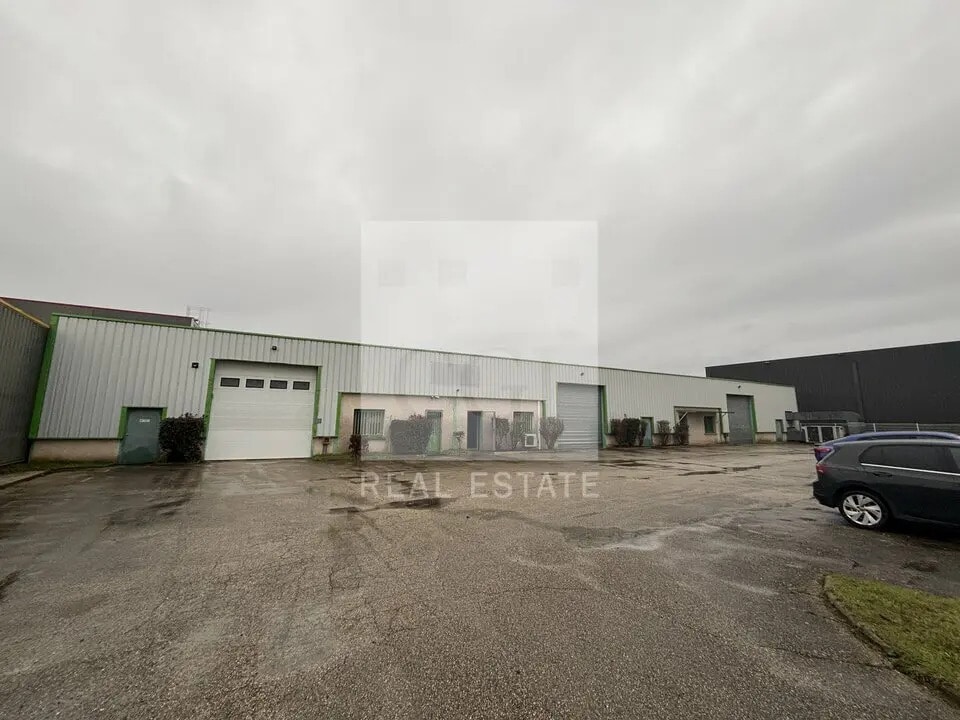 Flex in Pusignan for sale Building Photo- Image 1 of 13