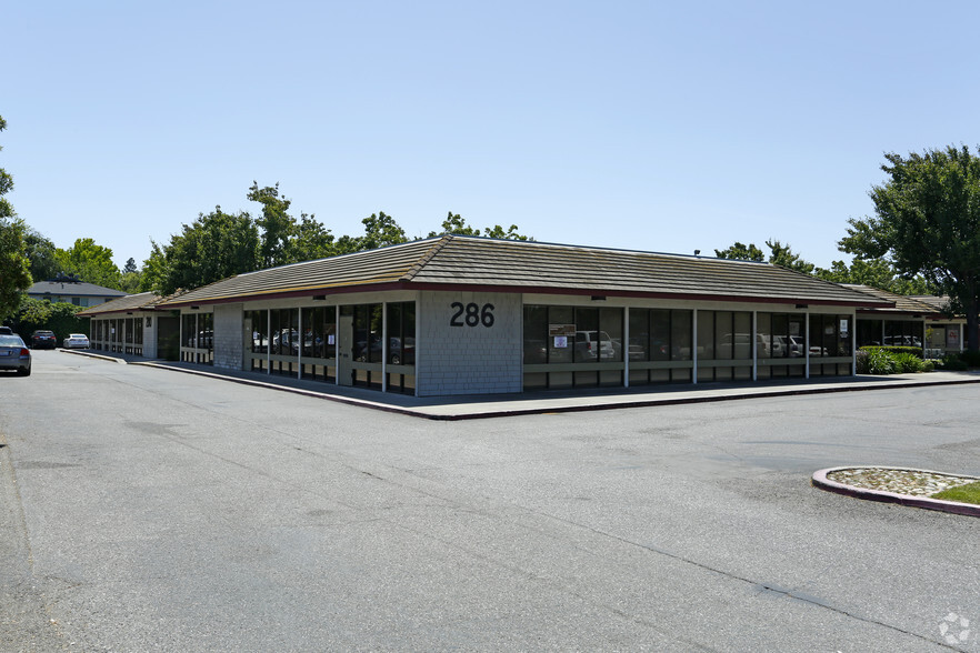 250-286 E Hamilton Ave, Campbell, CA for lease - Primary Photo - Image 1 of 7