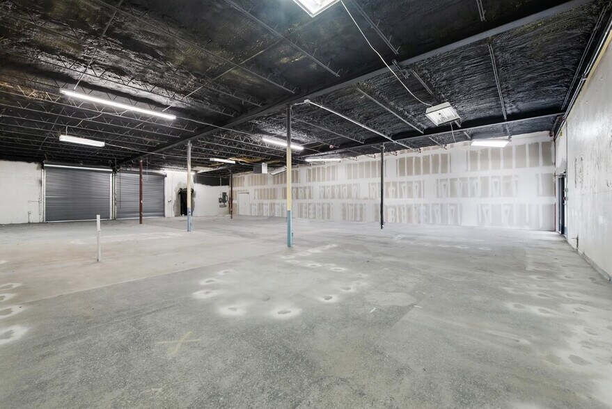 5149 Powerline Rd, Fort Lauderdale, FL à louer - Photo du bâtiment - Image 3 de 4