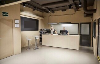 Plus de détails pour Calle de Agustín de Foxá, 29, Madrid - Commerce de détail à louer