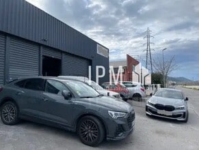 Flex in Aubagne for lease Building Photo- Image 1 of 3