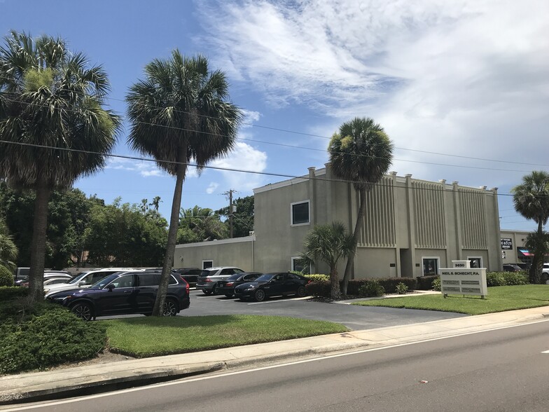 3630 W Kennedy Blvd, Tampa, FL à louer - Photo du b timent - Image 1 de 18