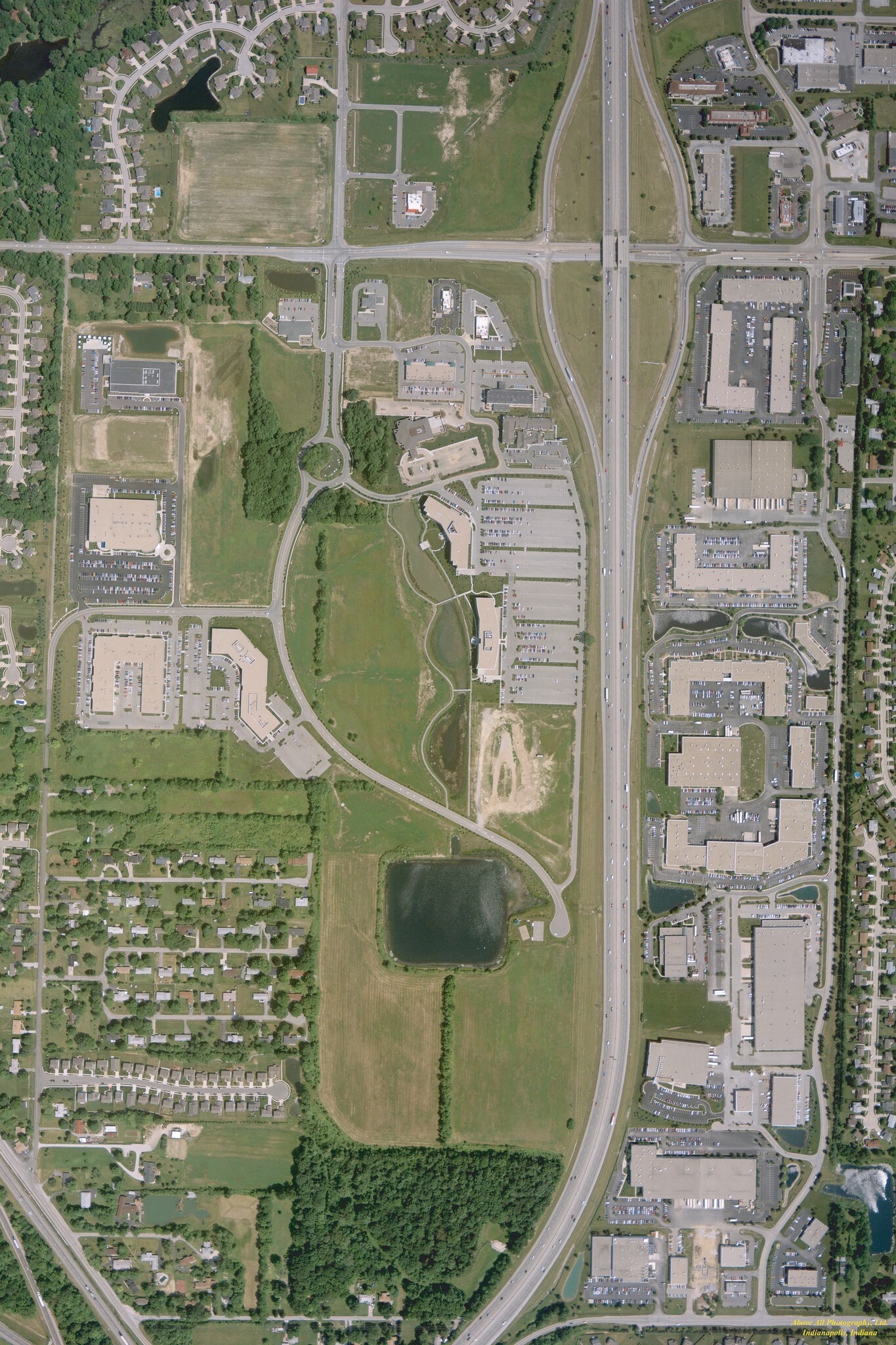 Intech Blvd, Indianapolis, IN à vendre Photo principale- Image 1 de 2