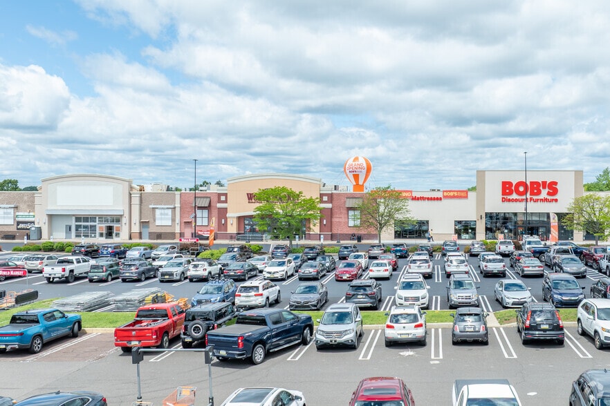 751 Horsham Rd, Lansdale, PA for sale - Building Photo - Image 2 of 3