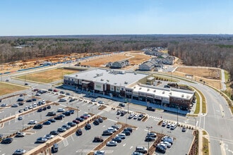 14013 N Creek Village Dr, Huntersville, NC - AERIAL  map view