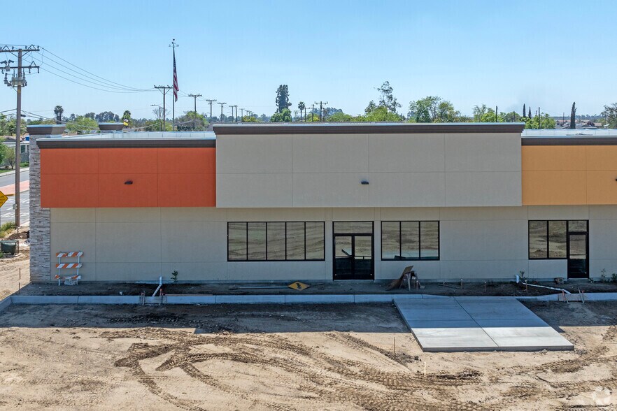 1020 12th ave, Hanford, CA à louer - Photo du bâtiment - Image 2 de 6