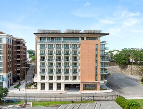 601 E River St, Savannah, GA for lease Building Photo- Image 2 of 8