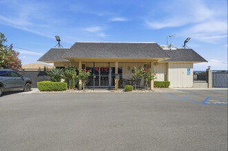 1660 N Newcomb St, Porterville, CA à louer Photo intérieure- Image 1 de 41