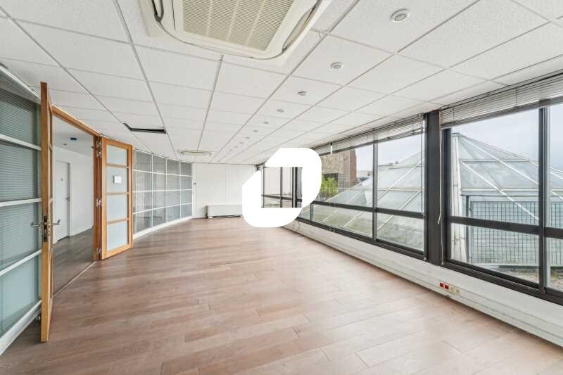 20 Rue Des Jardins, Asnières-sur-Seine à louer - Photo du bâtiment - Image 2 de 24