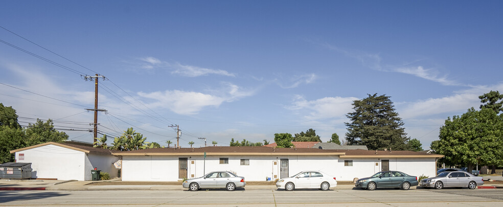 211 E Center St, Covina, CA for sale - Building Photo - Image 3 of 9