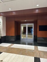 1 W Fourth St, Winston-Salem, NC for lease Interior Photo- Image 2 of 5