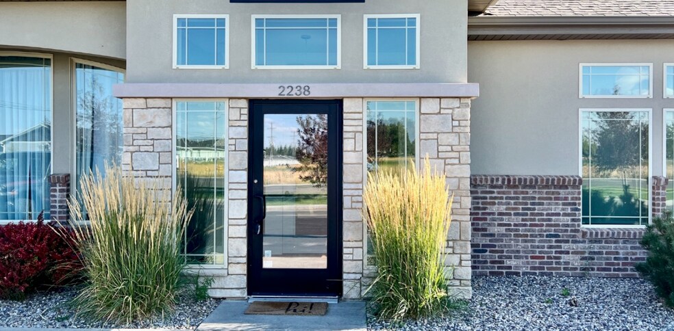 2238 Saratoga Dr, Idaho Falls, ID à vendre - Photo principale - Image 2 de 3