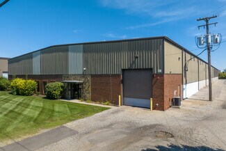 Plus de détails pour 8400 Ronda Dr, Canton, MI - Industriel à louer