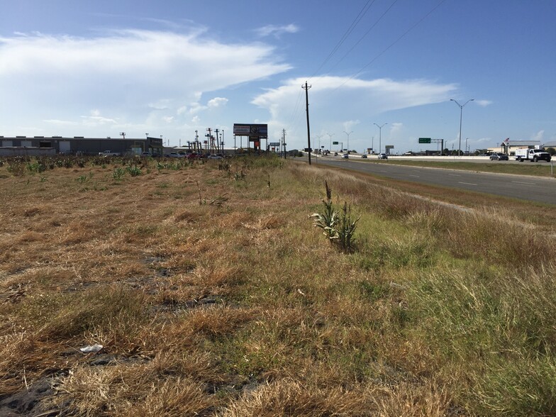 401 N Padre Island Dr, Corpus Christi, TX for sale - Building Photo - Image 2 of 2