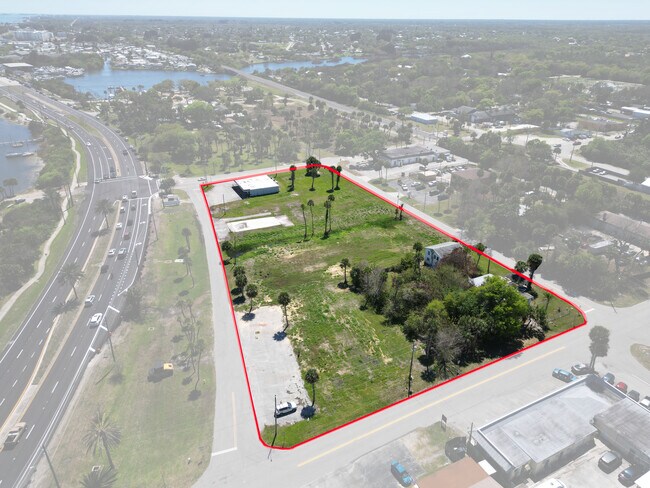 Plus de détails pour 1568 Water Dr NE, Palm Bay, FL - Terrain à vendre