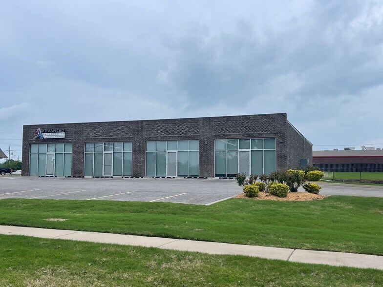 524 W Iola St, Broken Arrow, OK à vendre - Photo du bâtiment - Image 2 de 4