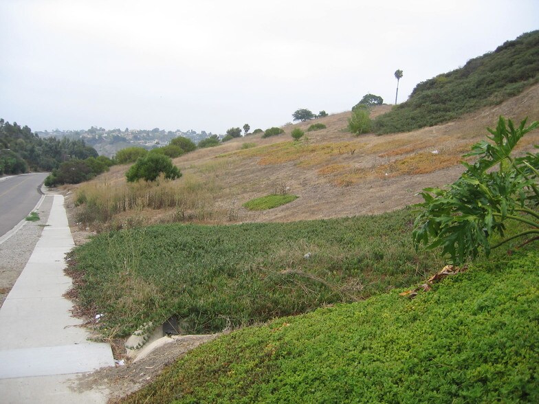 Fowles St, Oceanside, CA à vendre - Photo principale - Image 3 de 5